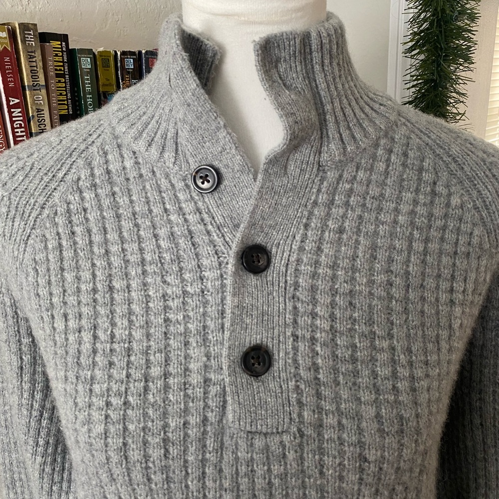 GAP Lambswool Gray Preppy Mockneck Thick Knit Cabin-Core Minimalist Sweater Sz L - Picture 2 of 7